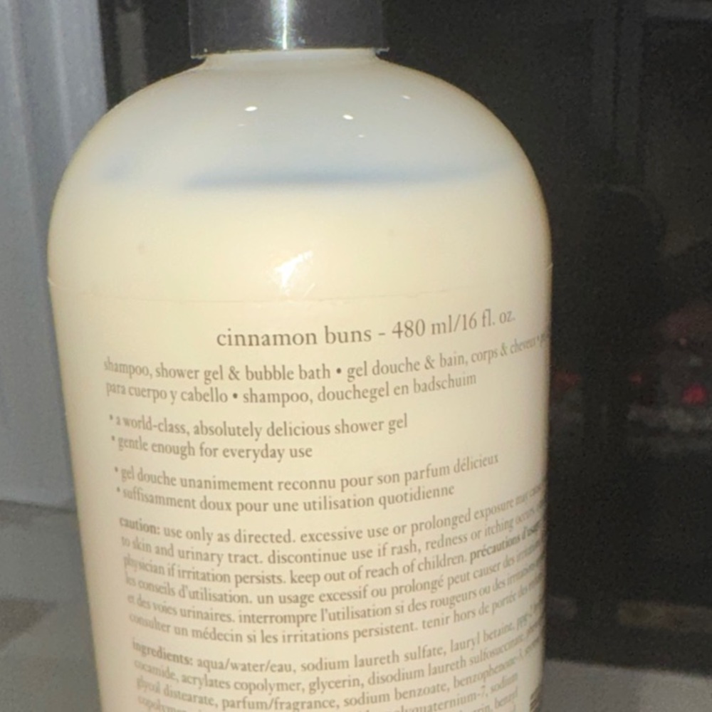 Philosophy Cinnamon Buns Shower Gel - 3 in 1 16oz (480ml) - Picture 3 of 5